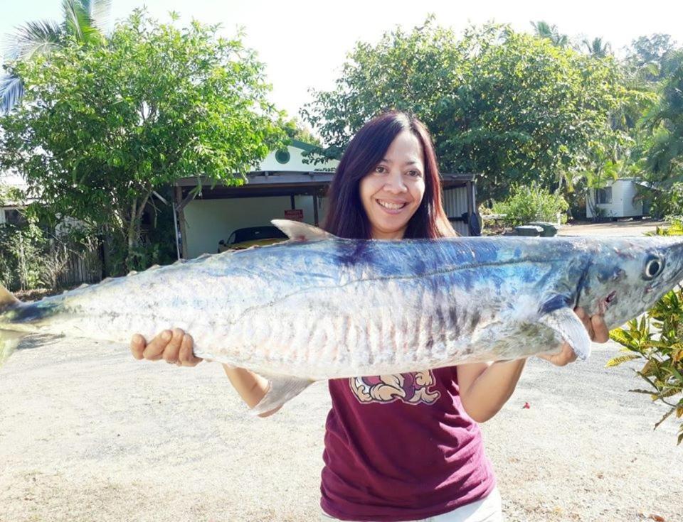 Flying Fish Point Tourist Park Hotel Innisfail Buitenkant foto