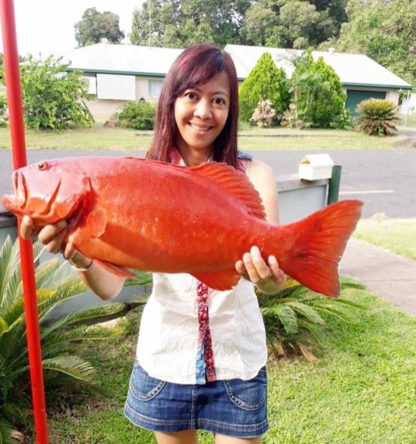 Flying Fish Point Tourist Park Hotel Innisfail Buitenkant foto